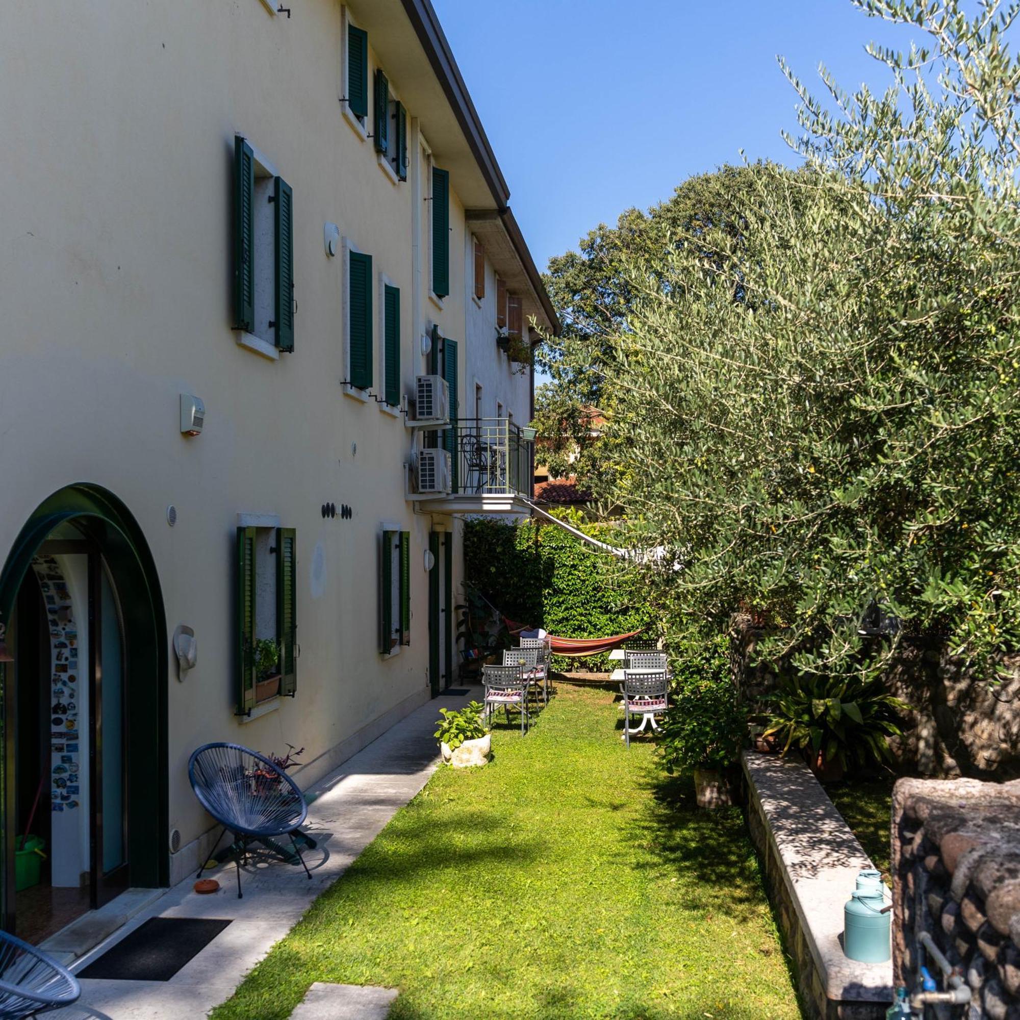 Bed and Breakfast A Casa Di Tom à SantʼAmbrogio di Valpolicella Extérieur photo
